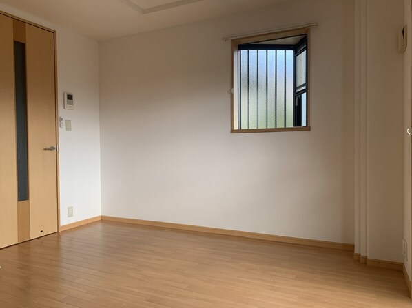 フルハウスA棟の物件内観写真